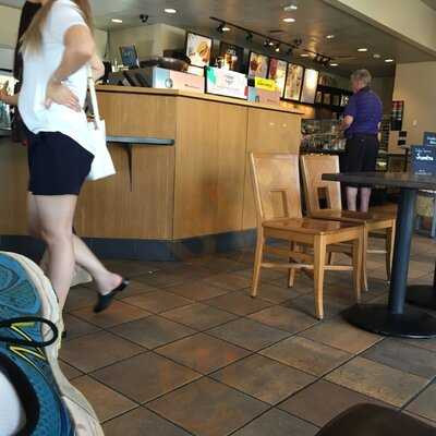 Starbucks, Carrollton