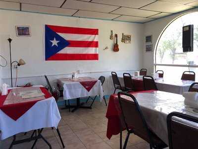 Criollo Montanez Restaurant, Topeka