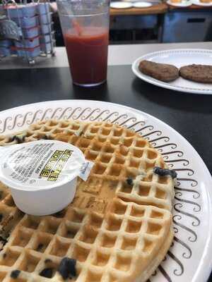 Waffle House, Clarksville