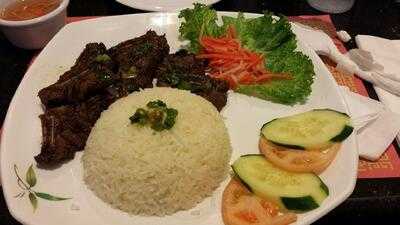 Yummy Vietnamese Cuisine