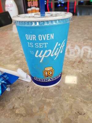 Auntie Anne's, Peoria