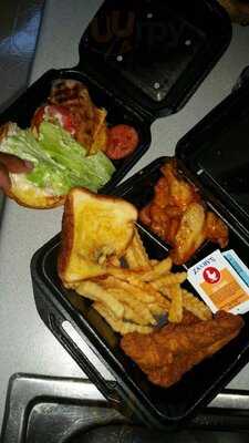 Zaxby's, Macon