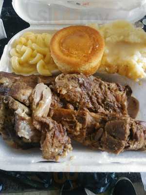 Tays Soul Food Restaurant, Jackson