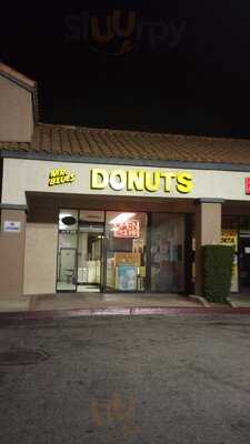 Mr. Blues Donuts, Corona