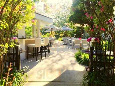 Carriage House Dining Room & Gardens