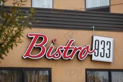 Bistro 933