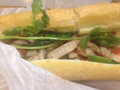 Nhu Lan Sandwich Shop