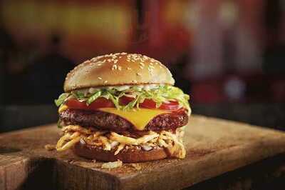 Red Robin Gourmet Burgers, Lakewood