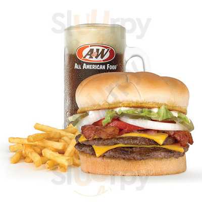 A&W Restaurants, Lakewood