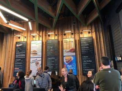 Shake Shack Stanford Shopping Center