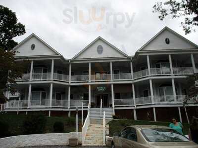 The Bistro at Acorn Hill, Lynchburg