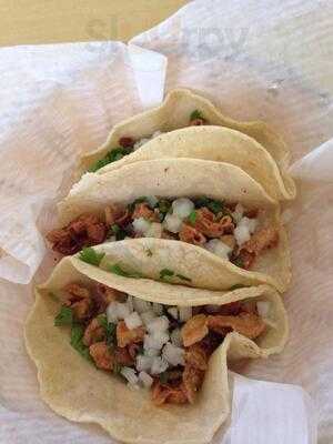 Taqueria Mi Tierra, Cypress