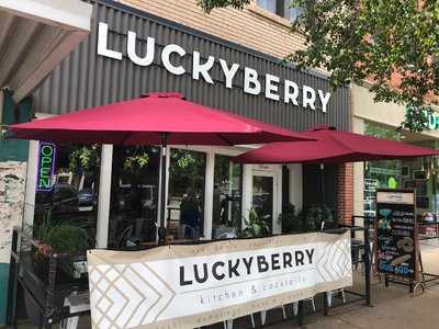 Luckyberry, Lawrence