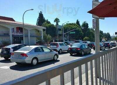 The Coffee Bean & Tea Leaf, Culver City