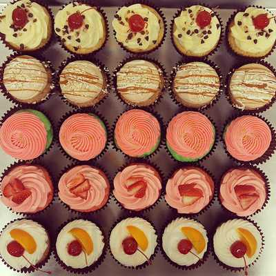 Smallcakes Cupcakery