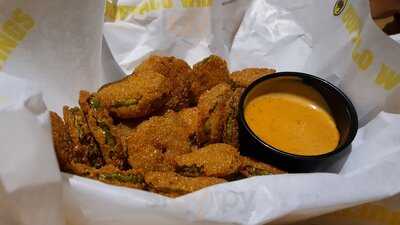 Buffalo Wild Wings, Cypress