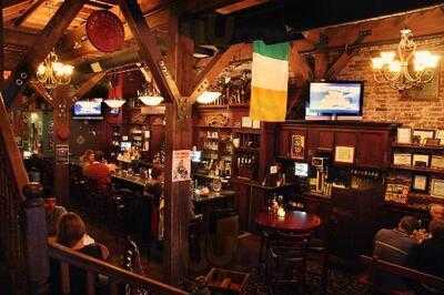 4 Daughters Irish Pub