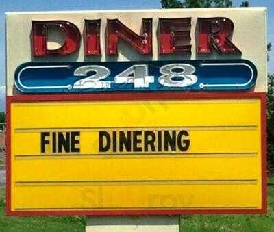 Diner 248, Easton