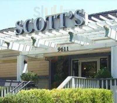 Scott's Seafood Roundhouse