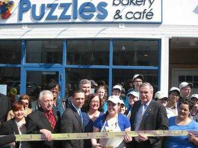 Puzzles Bakery & Cafe