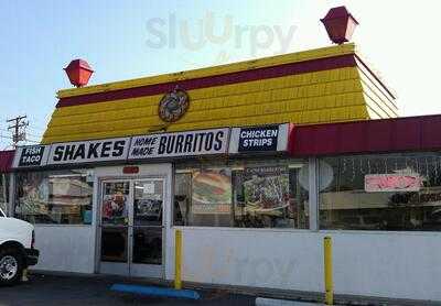 Norm's Famous Charbroiled Burgers, Whittier