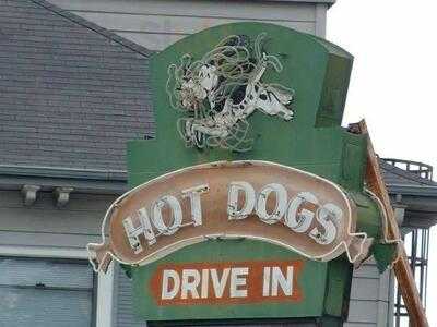 Taylor Brothers Hot Dog Stand, Visalia