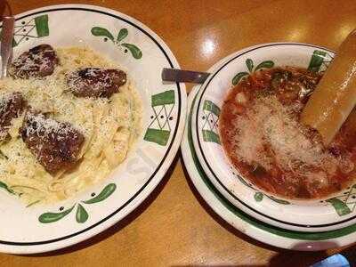 Olive Garden Italian Restaurant, Oxnard