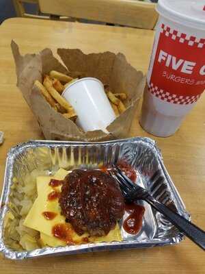 Five Guys, Greenville