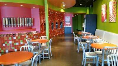 Stakz Frozen Yogurt