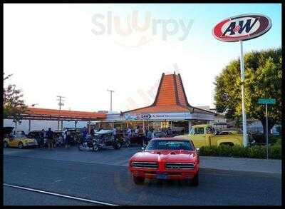 A&W Restaurant, Visalia