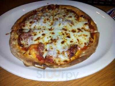 Van's Pizza, Pub & Grill, Davenport