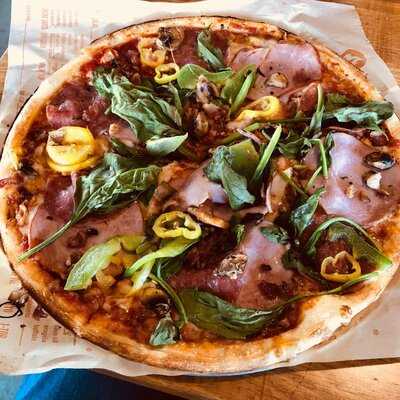 Blaze Pizza, Visalia