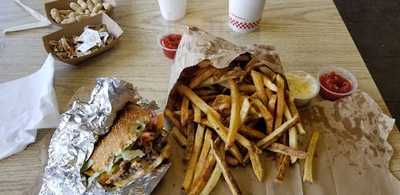 Five Guys, Brandon