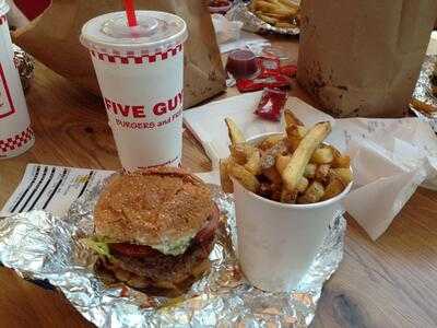 Five Guys, Winchester