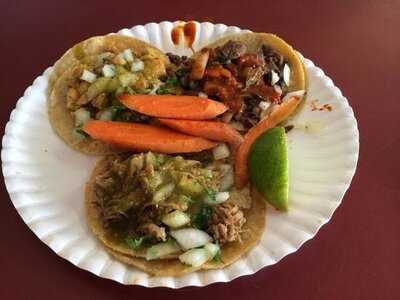 Tacos El Jaliscience, Salinas