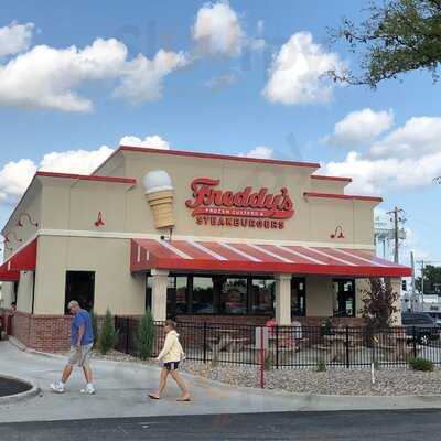 Freddys Frozen Custard & Steakburgers, Davenport