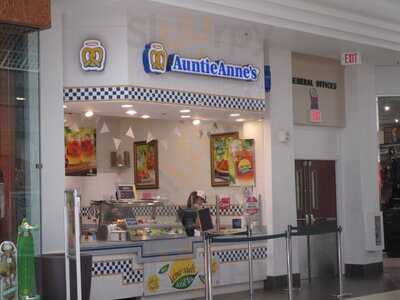 Auntie Anne's, Warwick