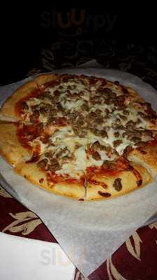 Famous Pizza And Restaurant