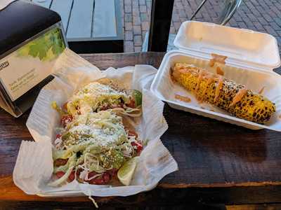 Los Amigos Taqueria, Somerville