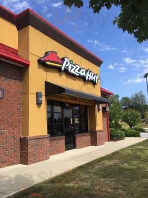 Pizza Hut-wing Street