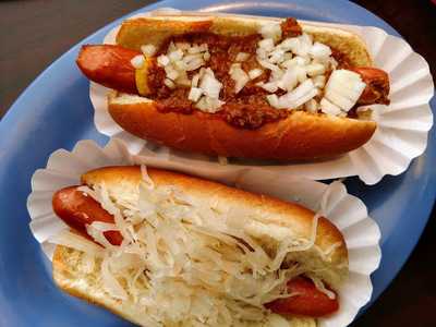 Savana's Gourmet Hotdogs &sausages