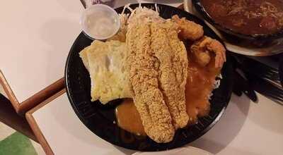 Leonard's Food Quarters