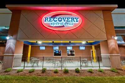 Recovery Sports Grill, Charleston