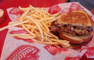 Freddy's Frozen Custard & Steakburgers