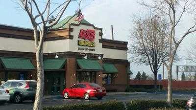 Logan's Roadhouse, Elk Grove