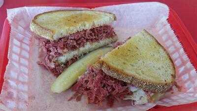 Lefty's Cheesesteaks, Livonia