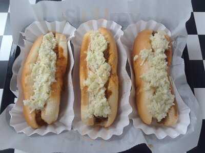 Hot Diggity Dogs, Charleston