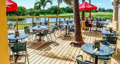 The Beach Club on the WaterfrontLske worth, Lake Worth