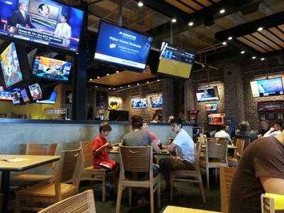 Buffalo Wild Wings, Sterling Heights