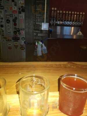 Restless Moons Brewing Company, Harrisonburg